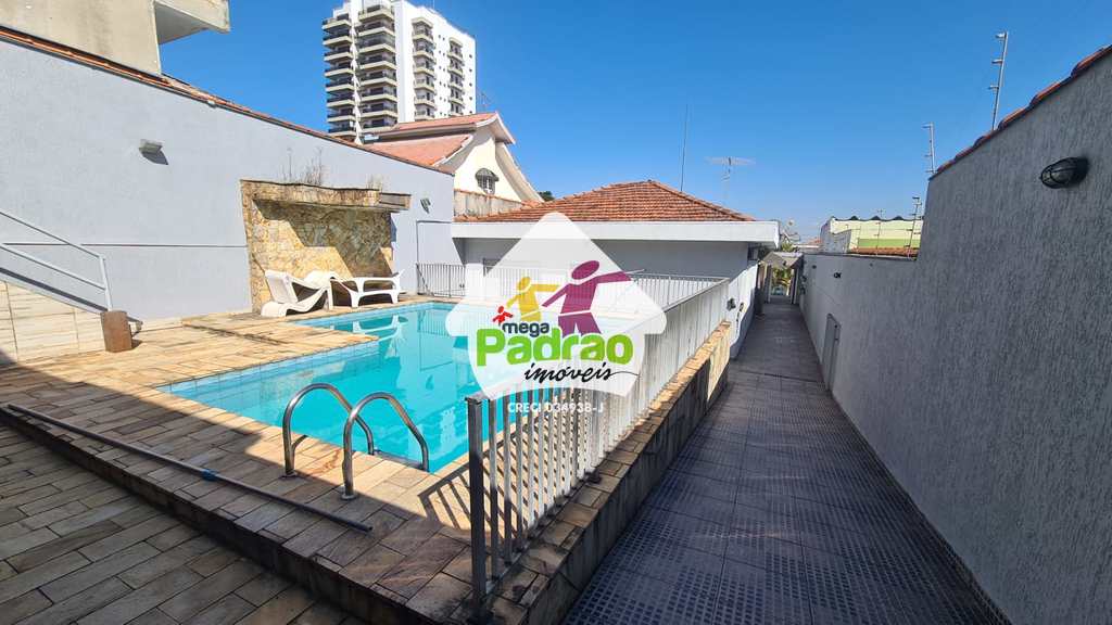 Casa em Guarulhos, no bairro Vila Galvão