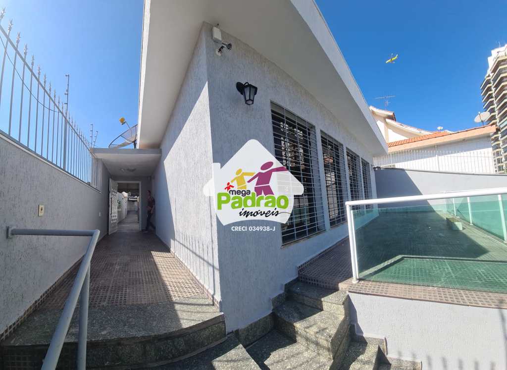 Casa em Guarulhos, no bairro Vila Galvão