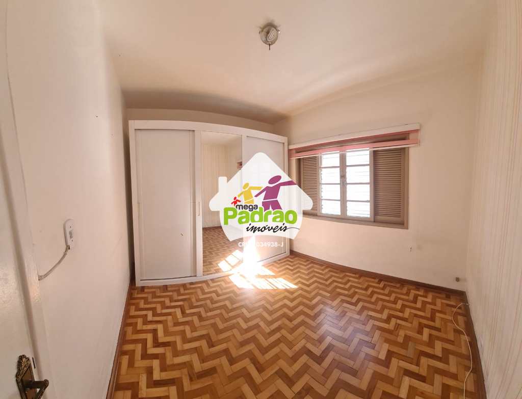 Casa em Guarulhos, no bairro Vila Galvão