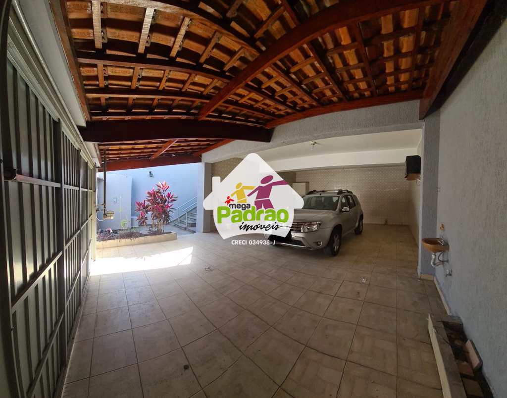 Casa em Guarulhos, no bairro Vila Galvão