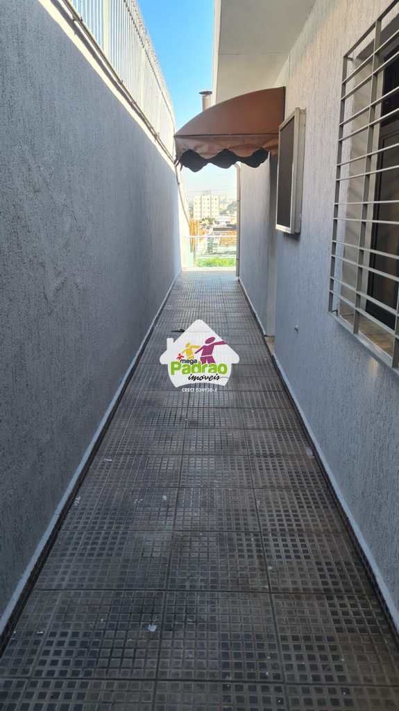 Casa em Guarulhos, no bairro Vila Galvão