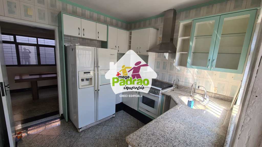 Casa em Guarulhos, no bairro Vila Galvão