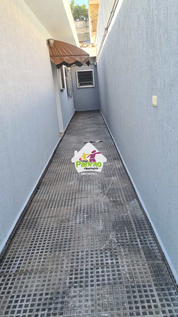 Casa em Guarulhos, no bairro Vila Galvão