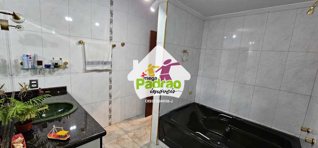 Sobrado em Guarulhos, no bairro Vila Galvão