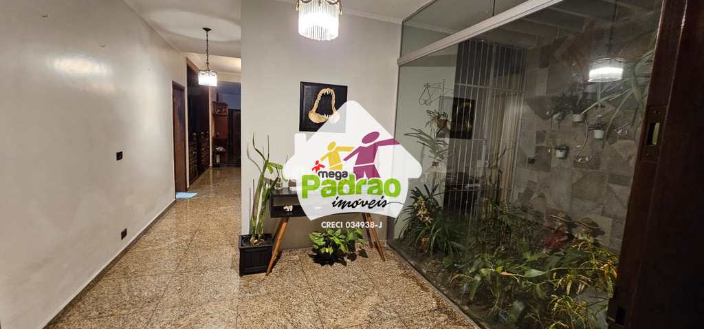 Sobrado em Guarulhos, no bairro Vila Galvão