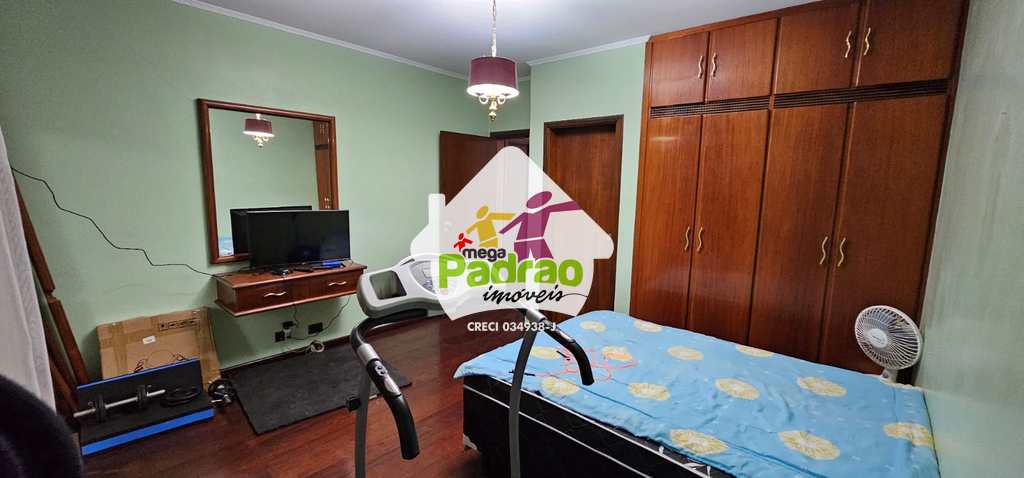 Sobrado em Guarulhos, no bairro Vila Galvão