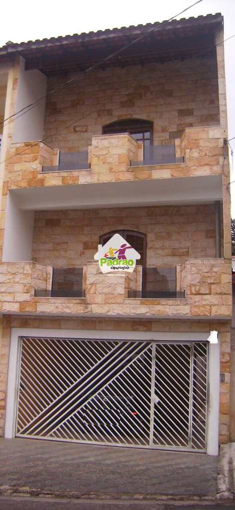Sobrado em Guarulhos, no bairro Jardim Adriana
