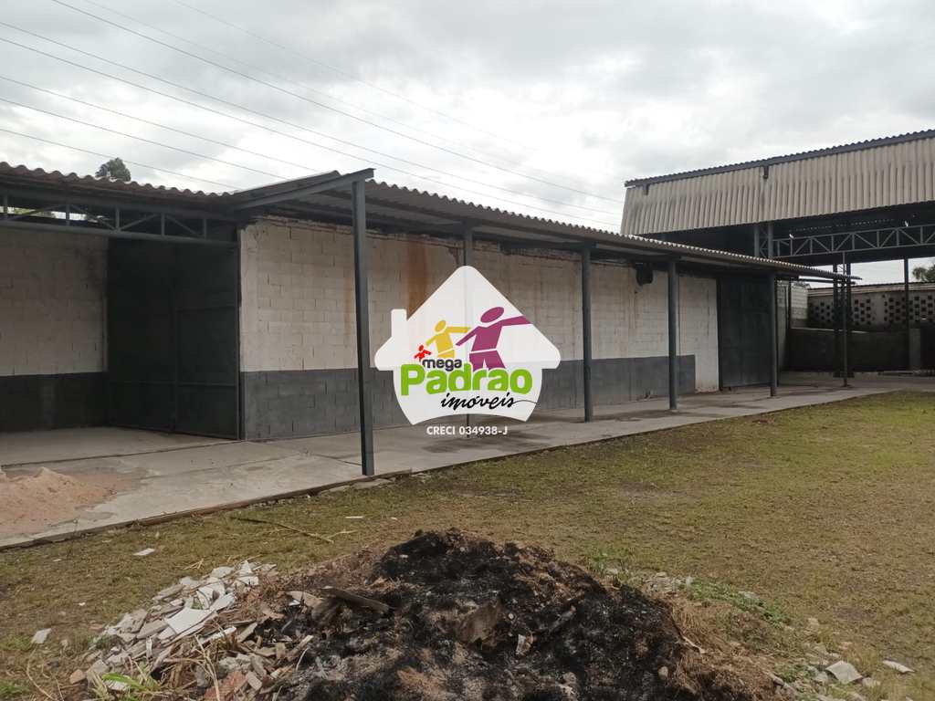 Galpão em Guarulhos, no bairro Água Chata