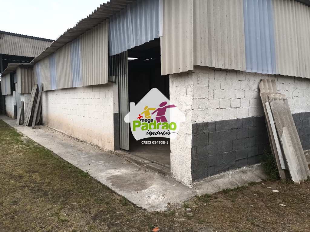 Galpão em Guarulhos, no bairro Água Chata