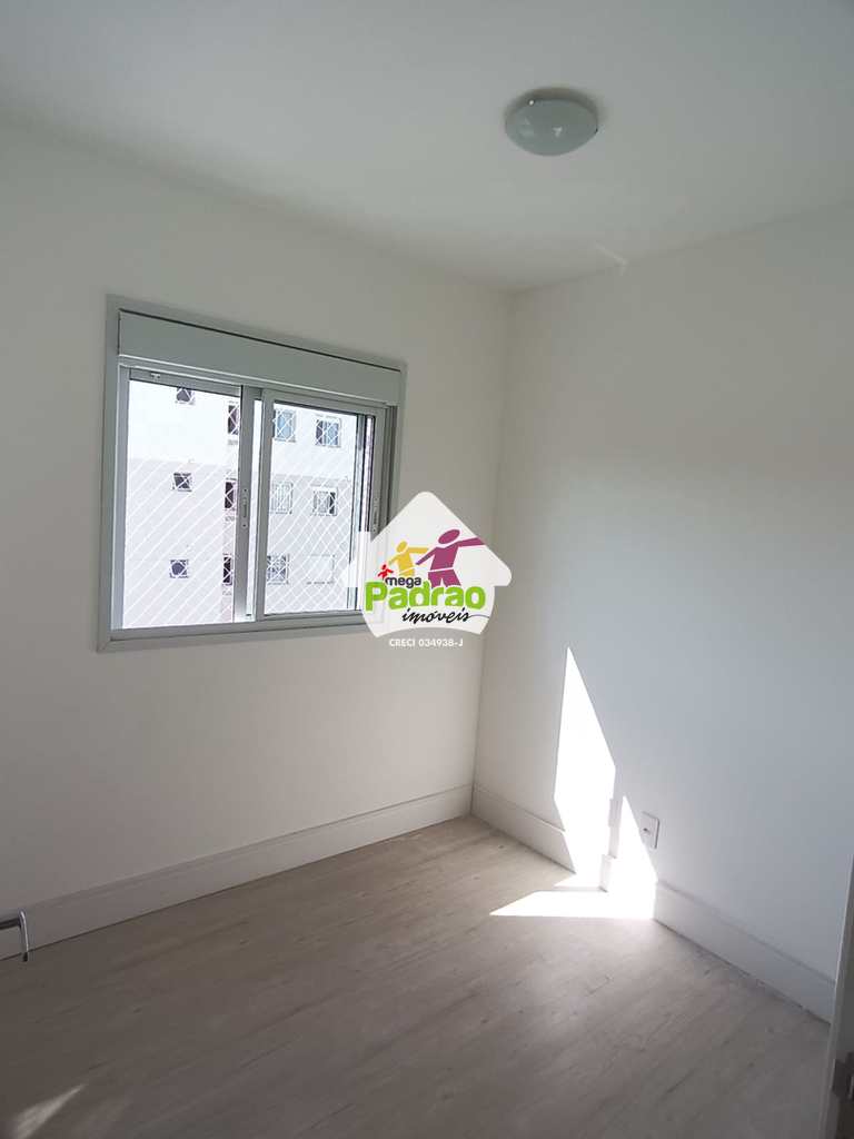 Apartamento em Guarulhos, no bairro Vila Galvão