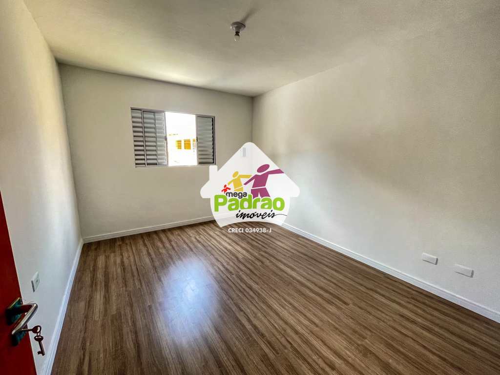 Sobrado em Guarulhos, no bairro Jardim Testae
