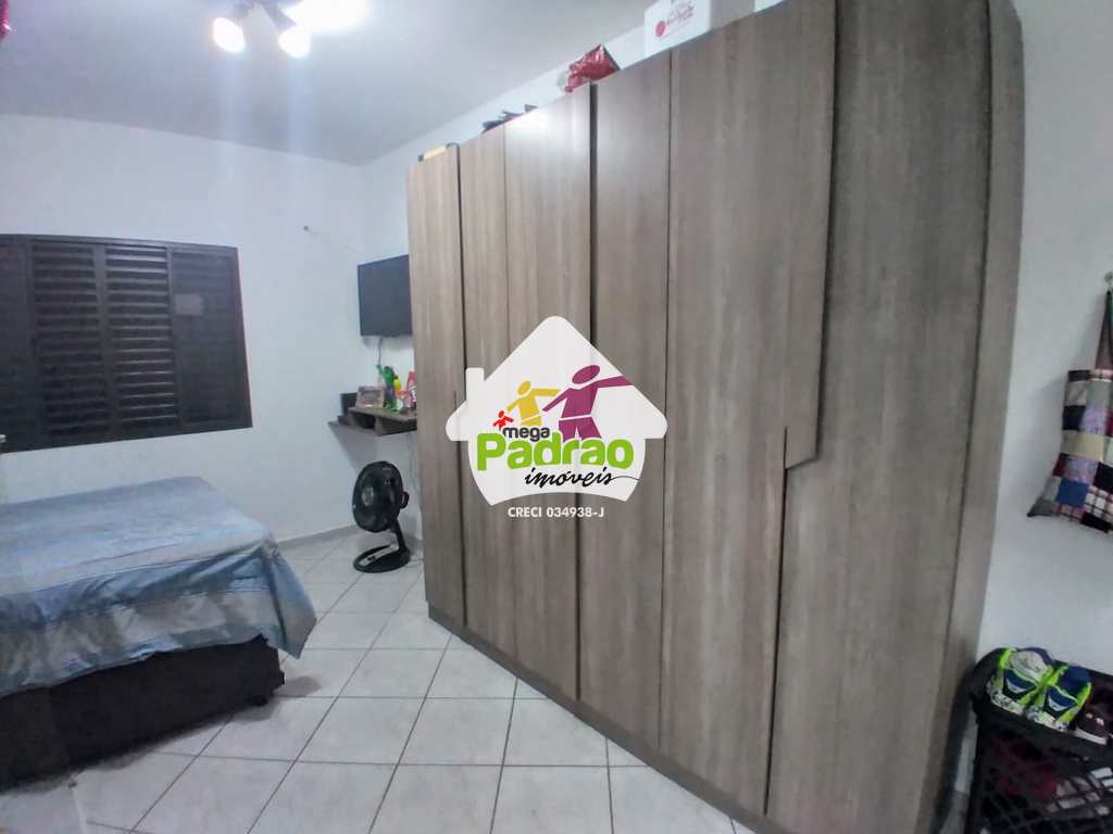 Casa em Guarulhos, no bairro Jardim Aida