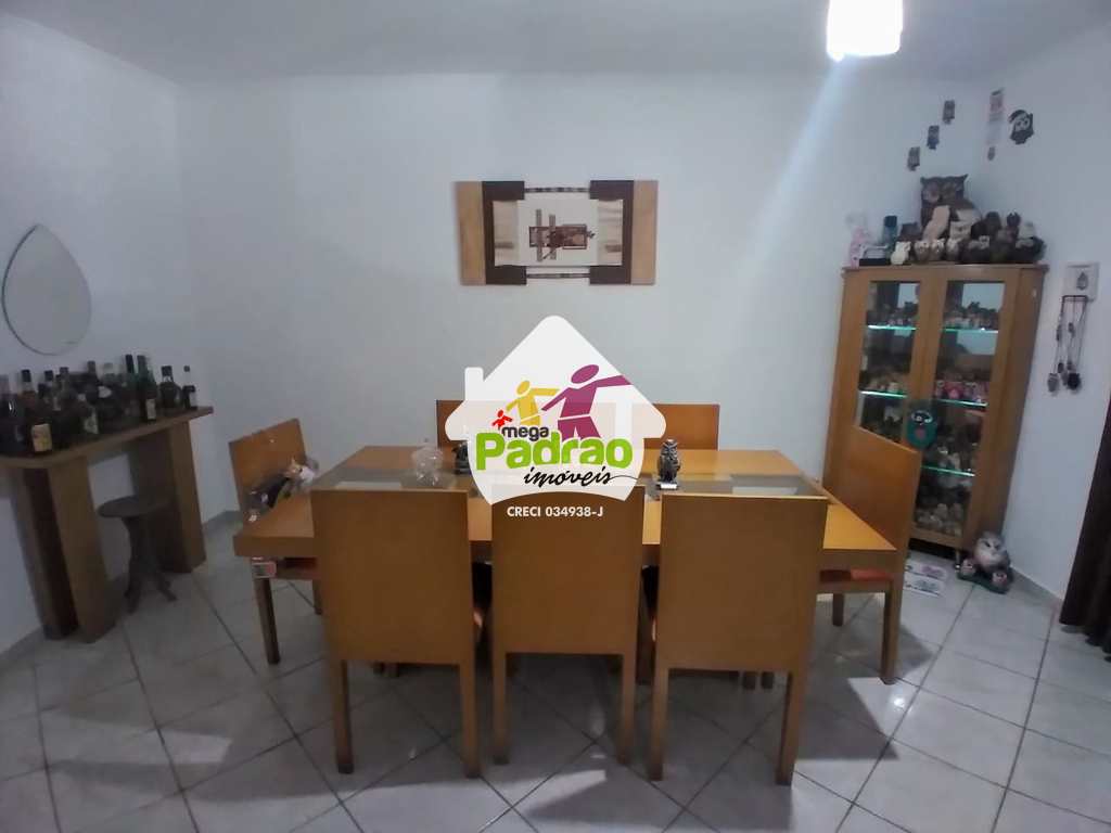 Casa em Guarulhos, no bairro Jardim Aida