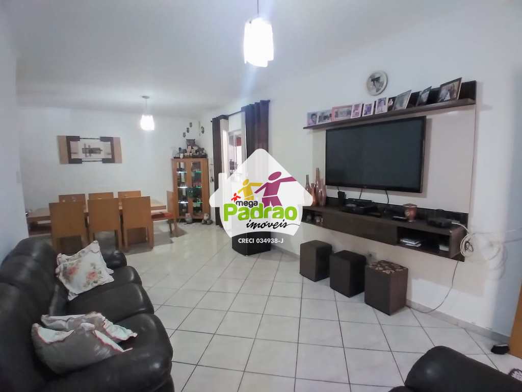 Casa em Guarulhos, no bairro Jardim Aida