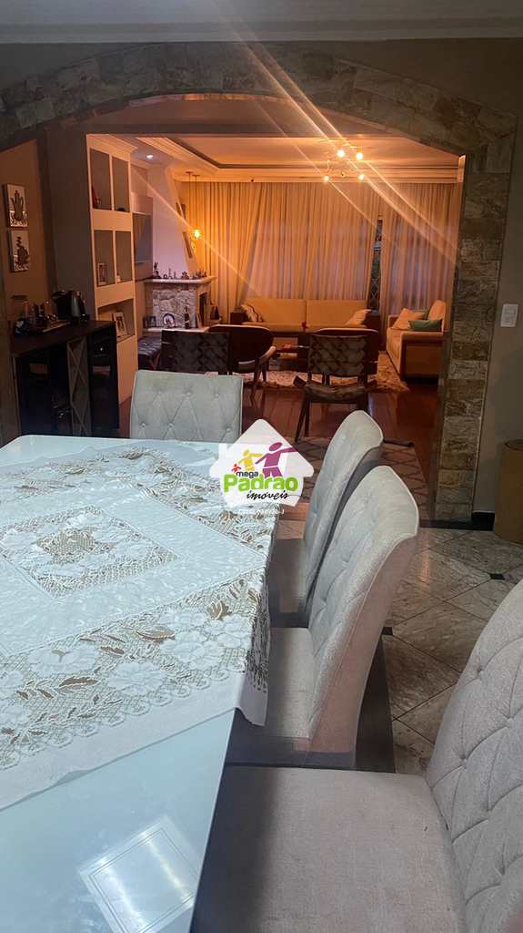 Casa em Guarulhos, no bairro Vila Rosália