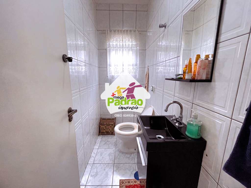 Sobrado em Guarulhos, no bairro Jardim Santa Clara