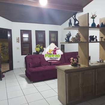 Casa em Caraguatatuba, bairro Jardim Casa Branca