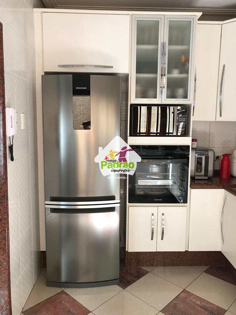 Casa em Guarulhos, no bairro Vila Milton