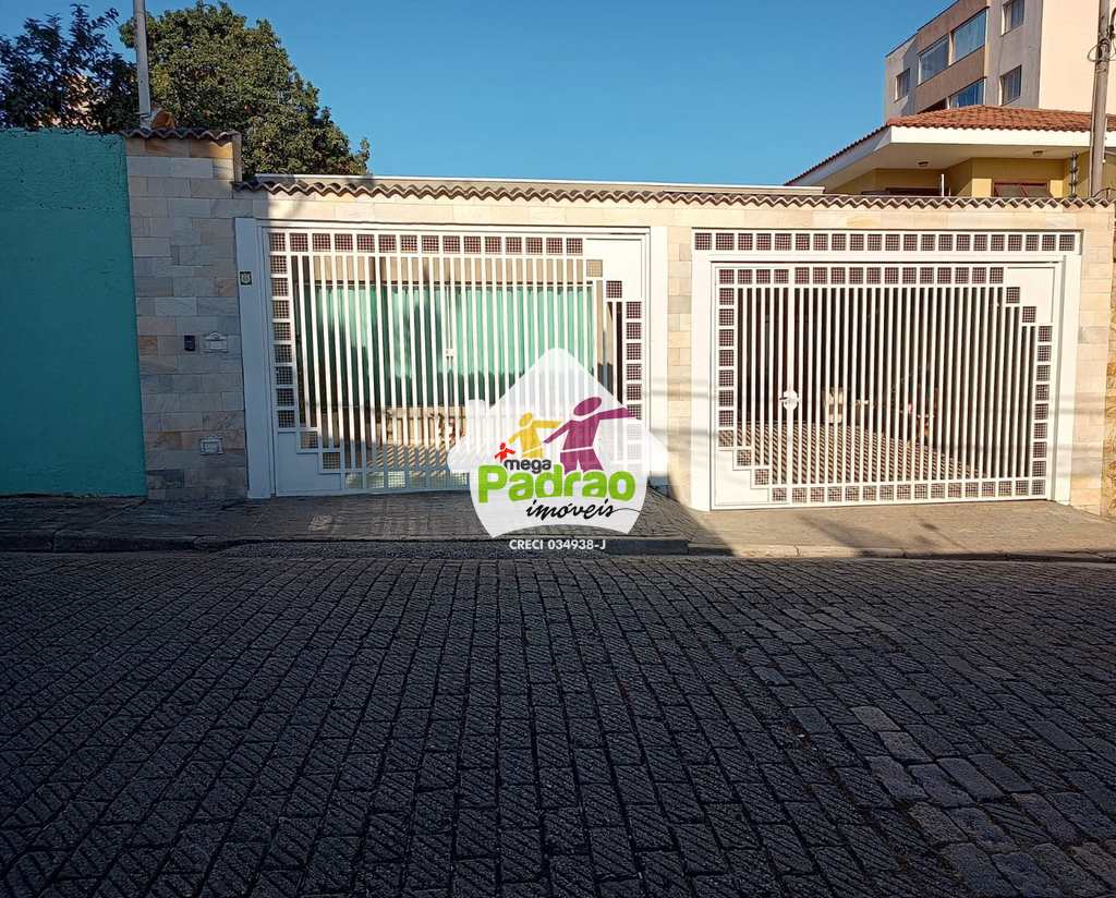 Casa em Guarulhos, no bairro Vila Milton