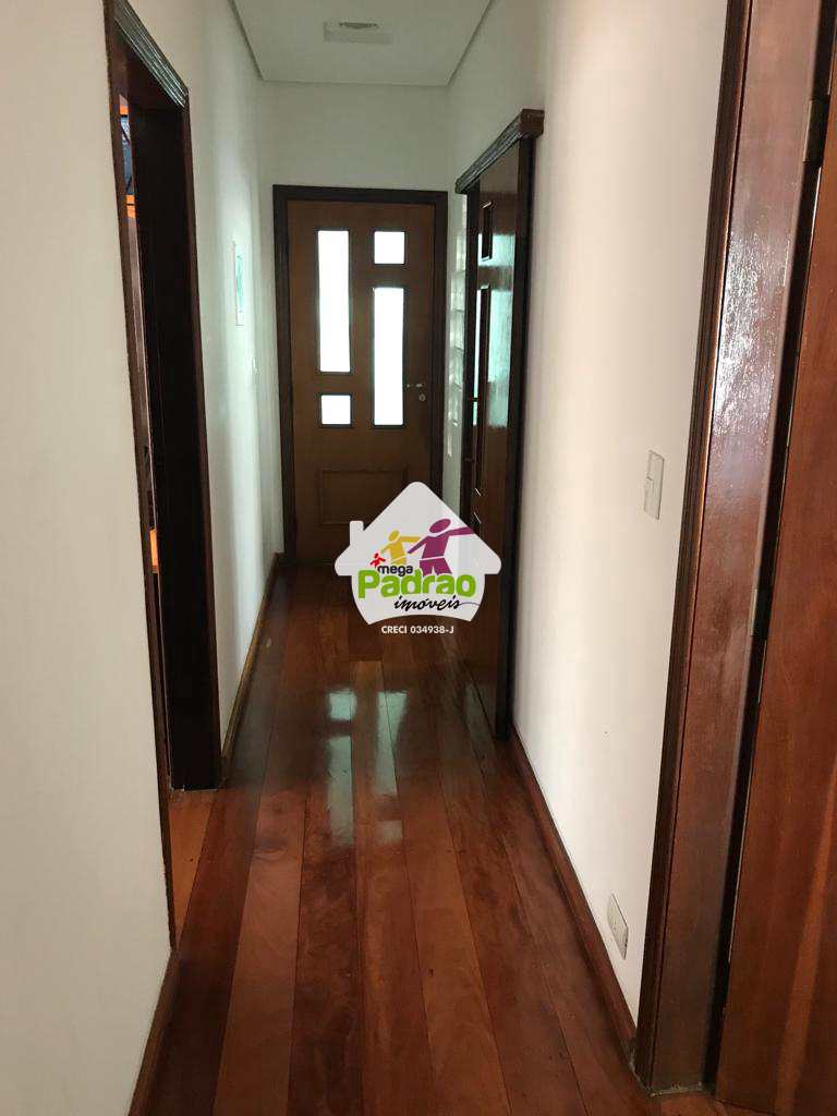 Casa em Guarulhos, no bairro Vila Milton