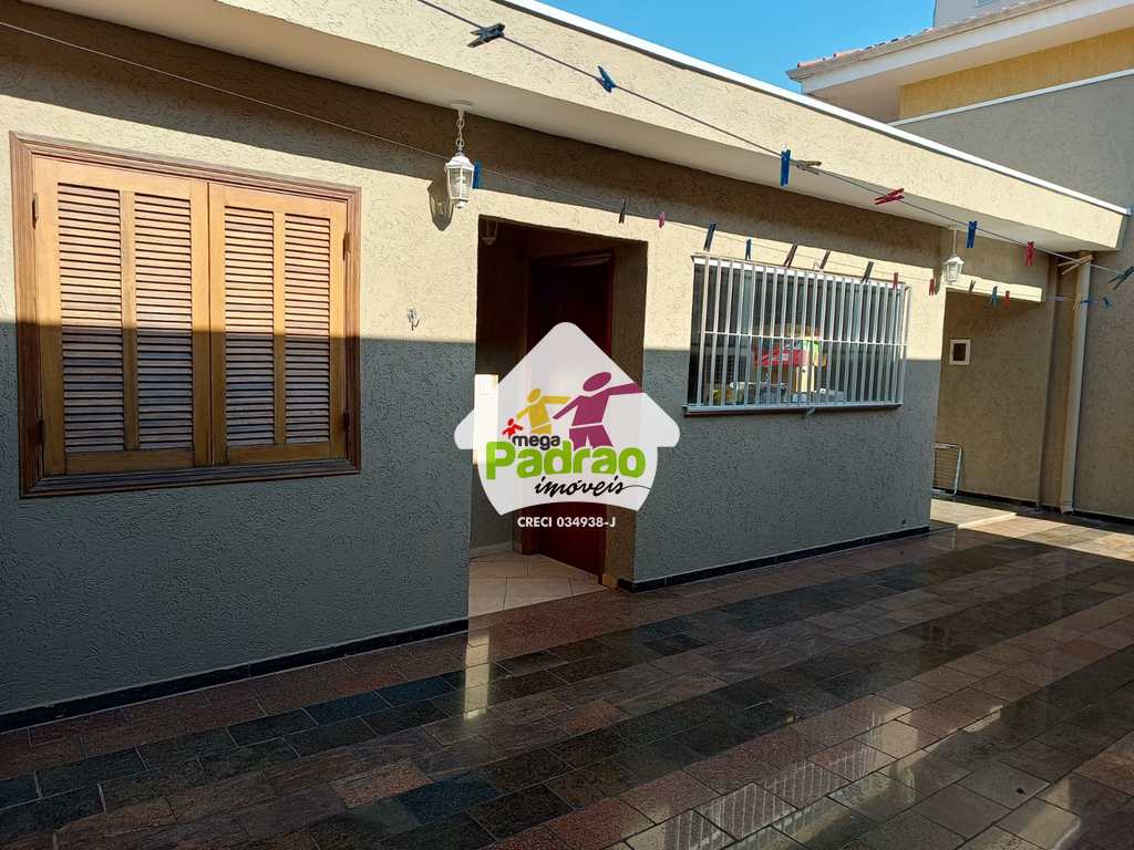 Casa em Guarulhos, no bairro Vila Milton