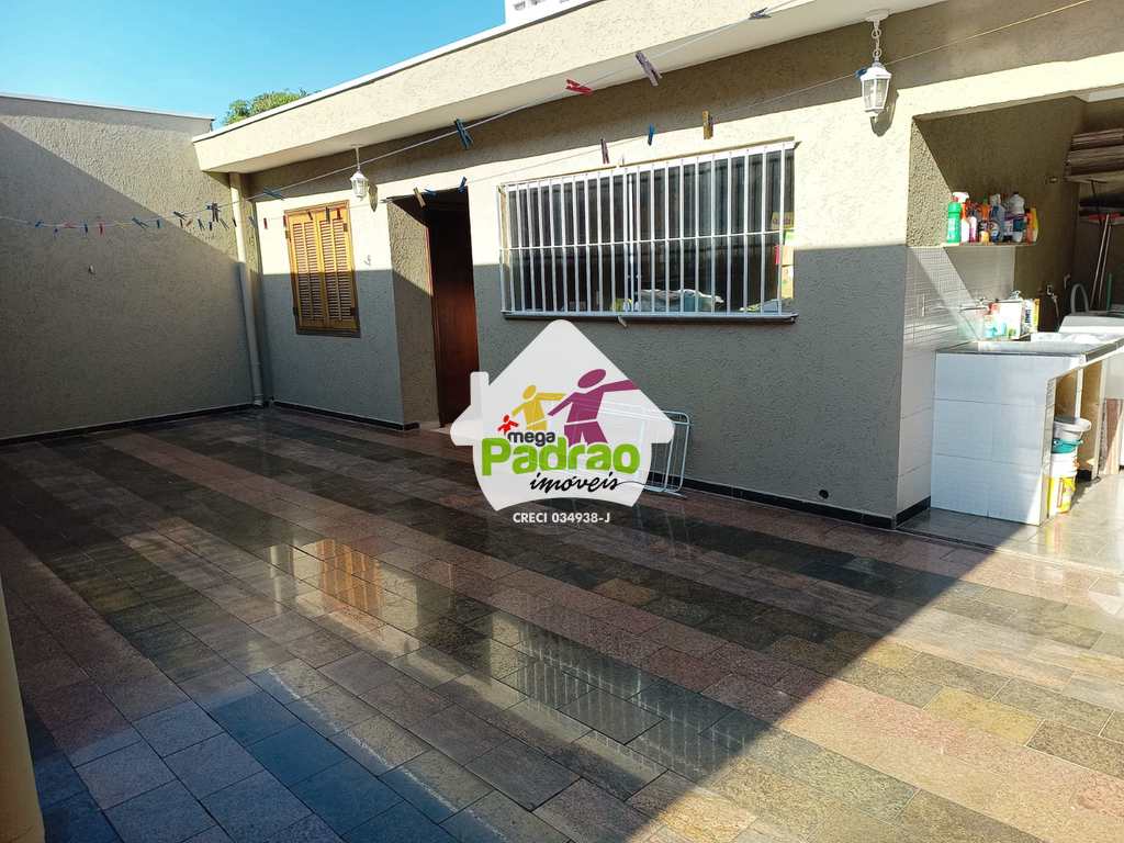 Casa em Guarulhos, no bairro Vila Milton