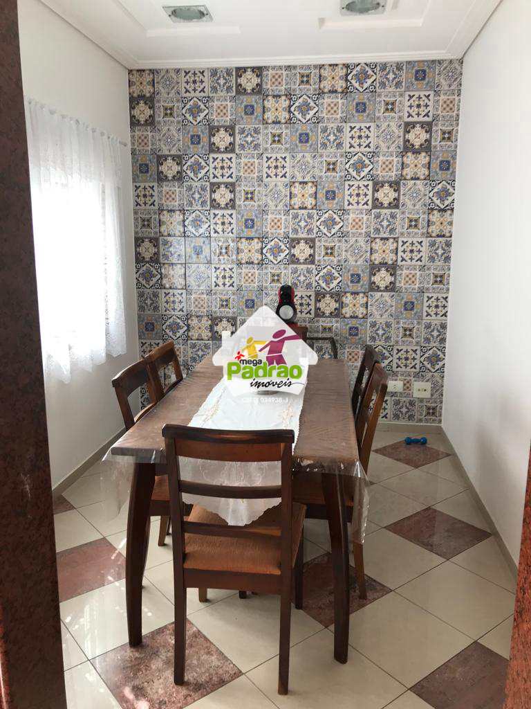 Casa em Guarulhos, no bairro Vila Milton