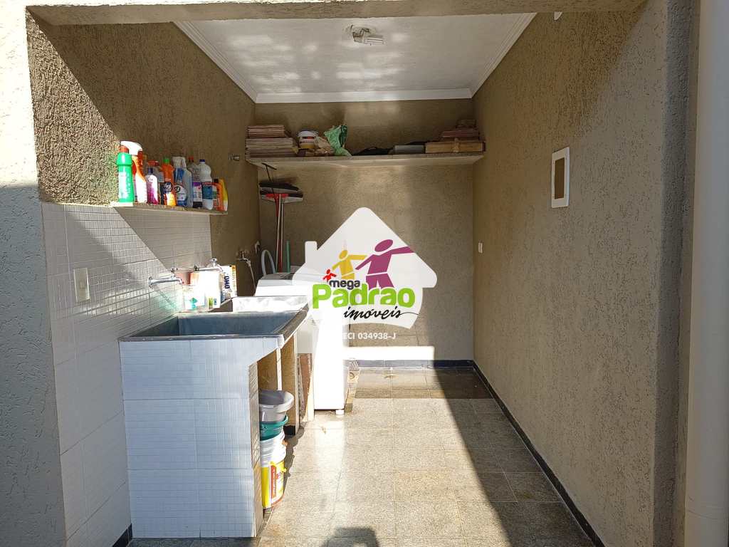 Casa em Guarulhos, no bairro Vila Milton