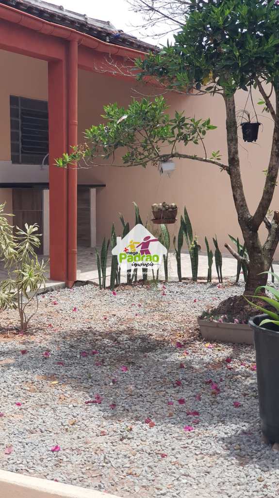 Casa em Peruíbe, no bairro Balneário Stella Maris