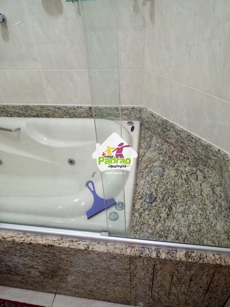 Sobrado em Guarulhos, no bairro Jardim Santa Clara