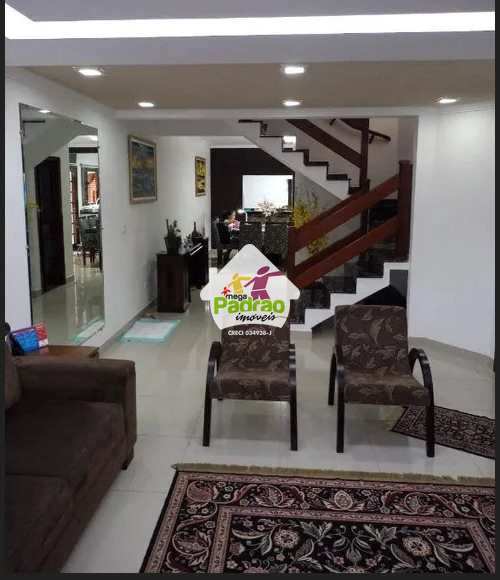 Sobrado em Guarulhos, no bairro Jardim Santa Clara