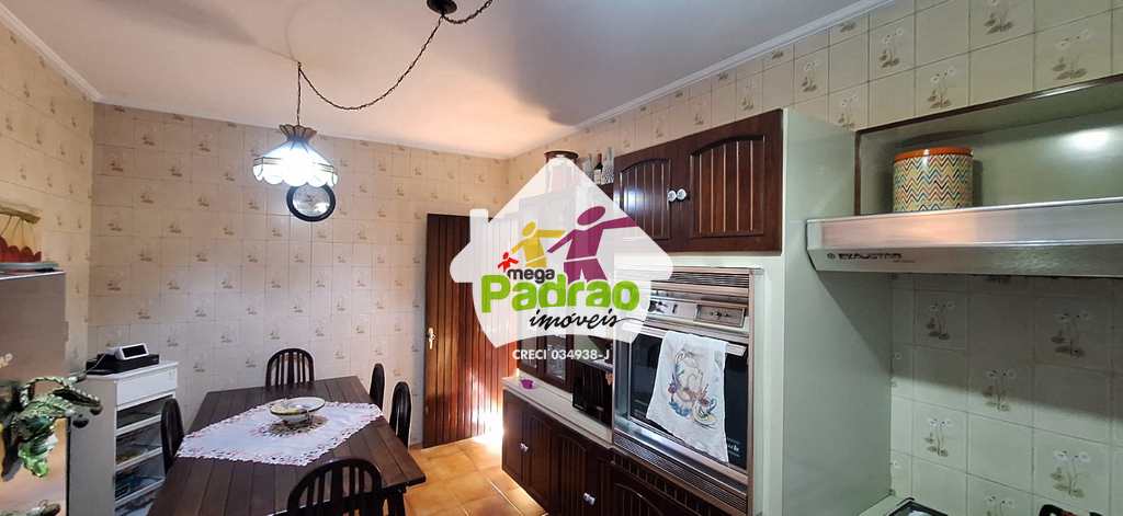 Sobrado em Guarulhos, no bairro Jardim Santa Clara