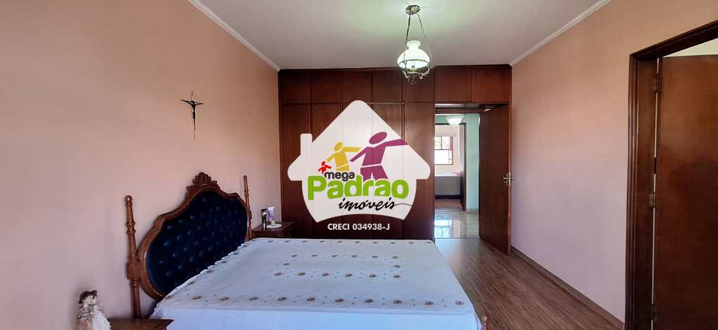 Sobrado em Guarulhos, no bairro Jardim Santa Clara