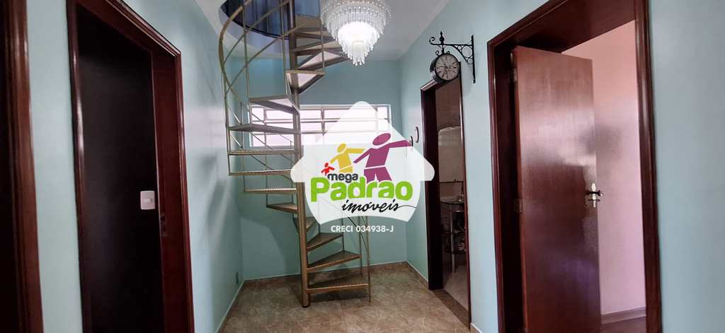 Sobrado em Guarulhos, no bairro Jardim Santa Clara