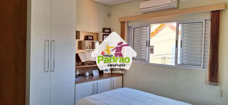 Casa em Guarulhos, no bairro Vila Rosália