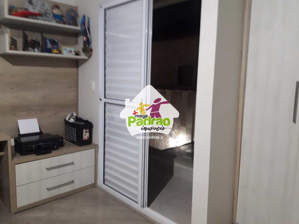 Sobrado em Guarulhos, no bairro Jardim Imperador