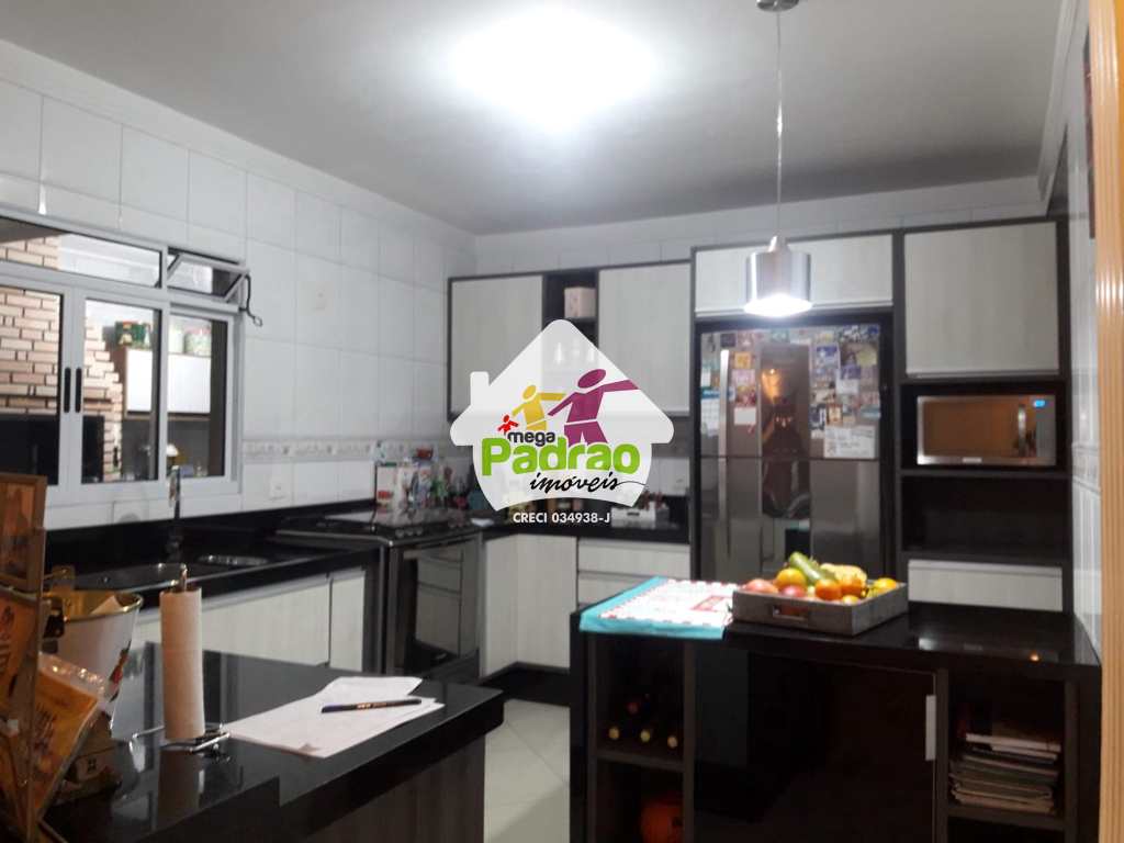Sobrado em Guarulhos, no bairro Jardim Imperador