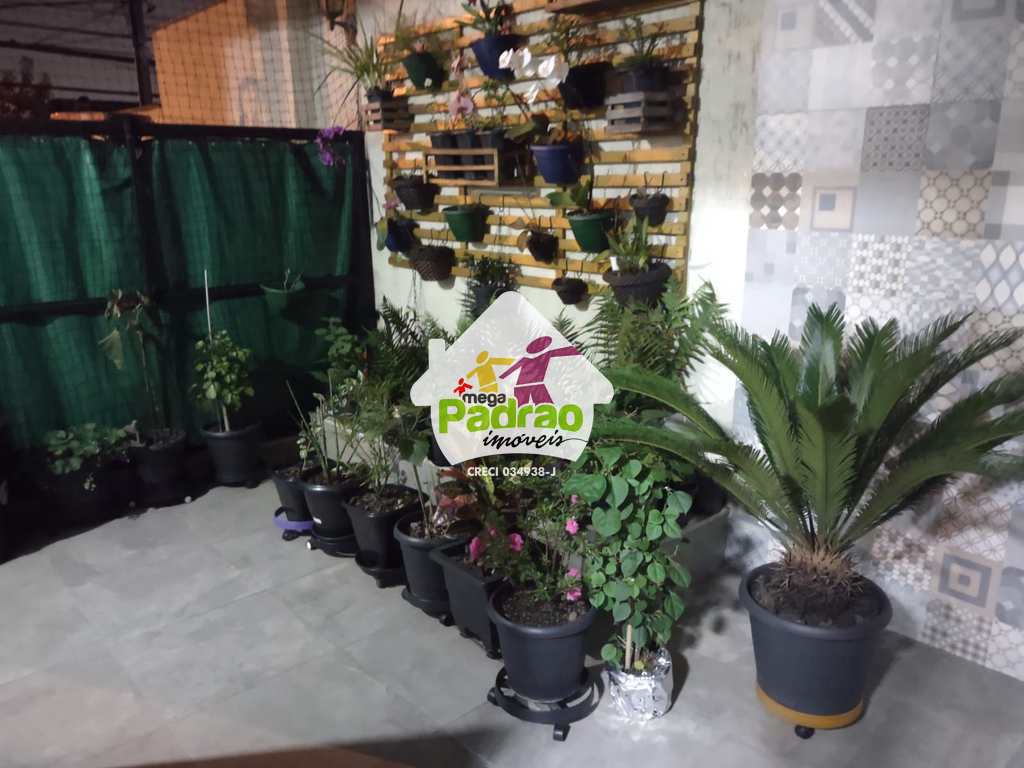 Sobrado em Guarulhos, no bairro Jardim Imperador
