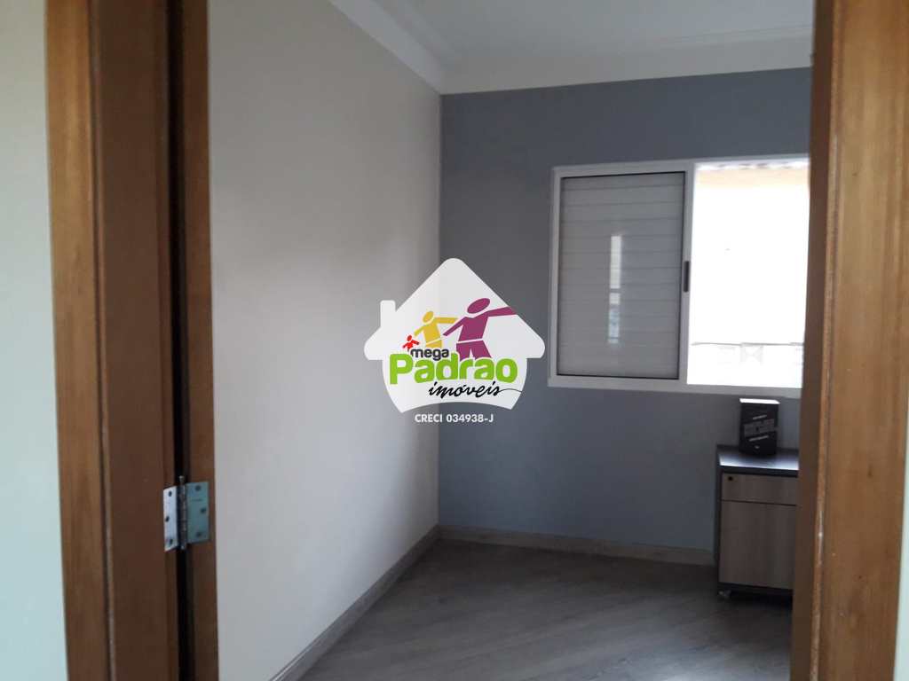 Sobrado em Guarulhos, no bairro Jardim Imperador