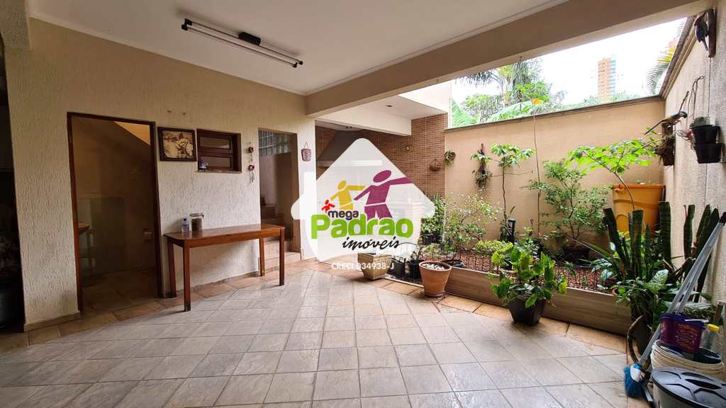 Sobrado em Guarulhos, no bairro Vila Moreira