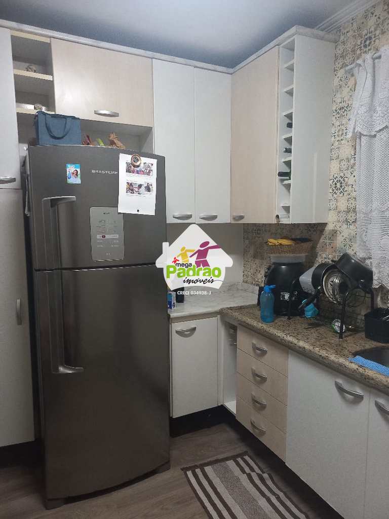 Sobrado em Guarulhos, no bairro Jardim do Papai
