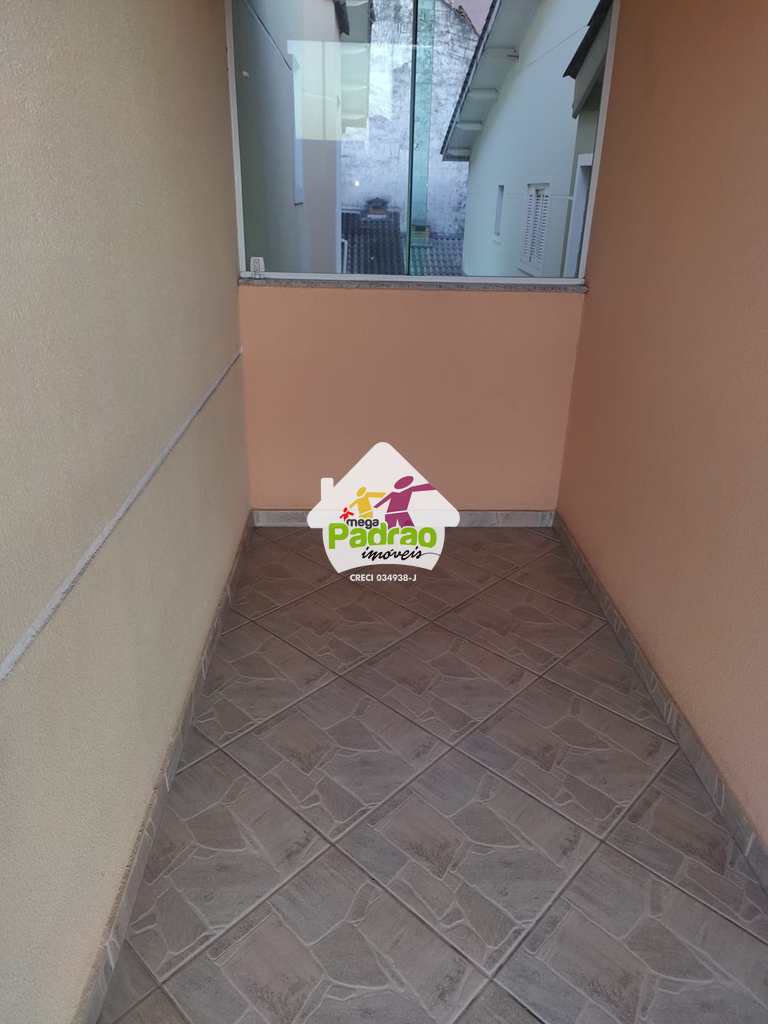 Sobrado em Guarulhos, no bairro Parque Renato Maia