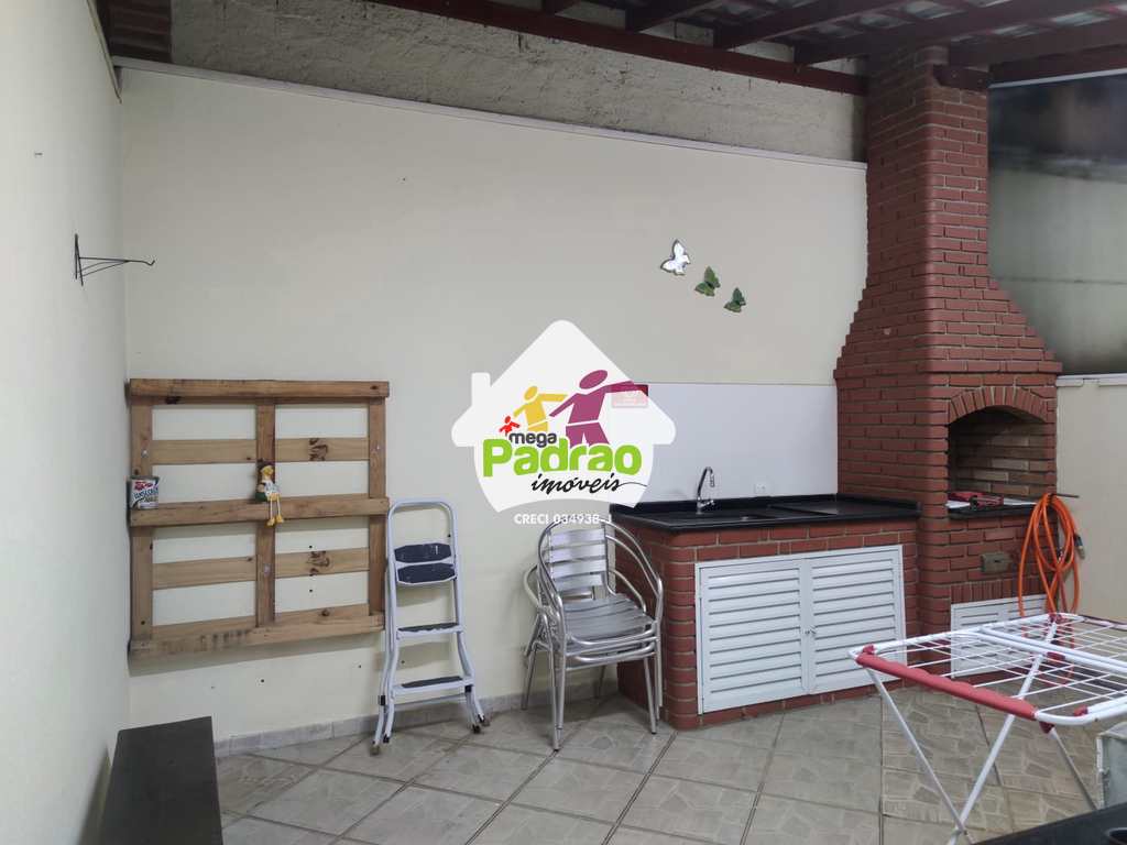 Sobrado em Guarulhos, no bairro Parque Renato Maia