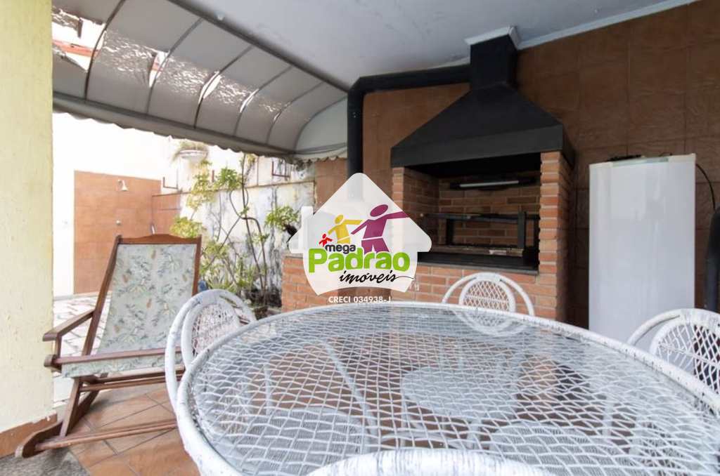 Sobrado em Guarulhos, no bairro Vila Galvão