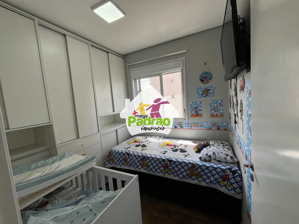 Apartamento em Guarulhos, no bairro Vila Galvão