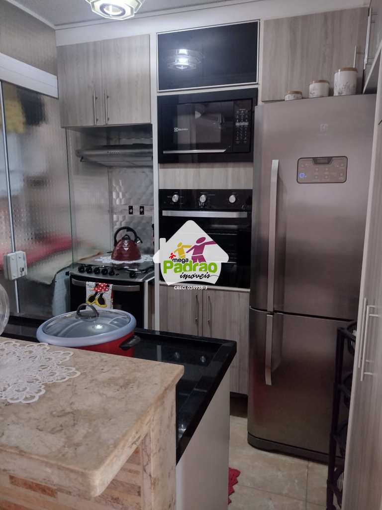 Apartamento em Guarulhos, no bairro Água Chata