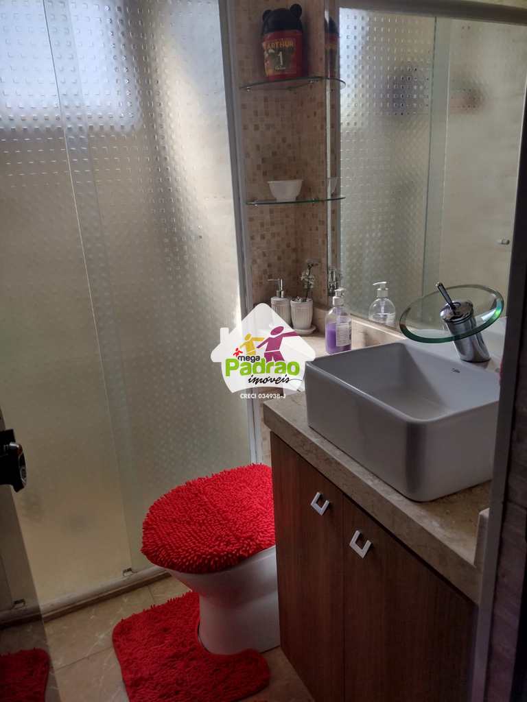 Apartamento em Guarulhos, no bairro Água Chata