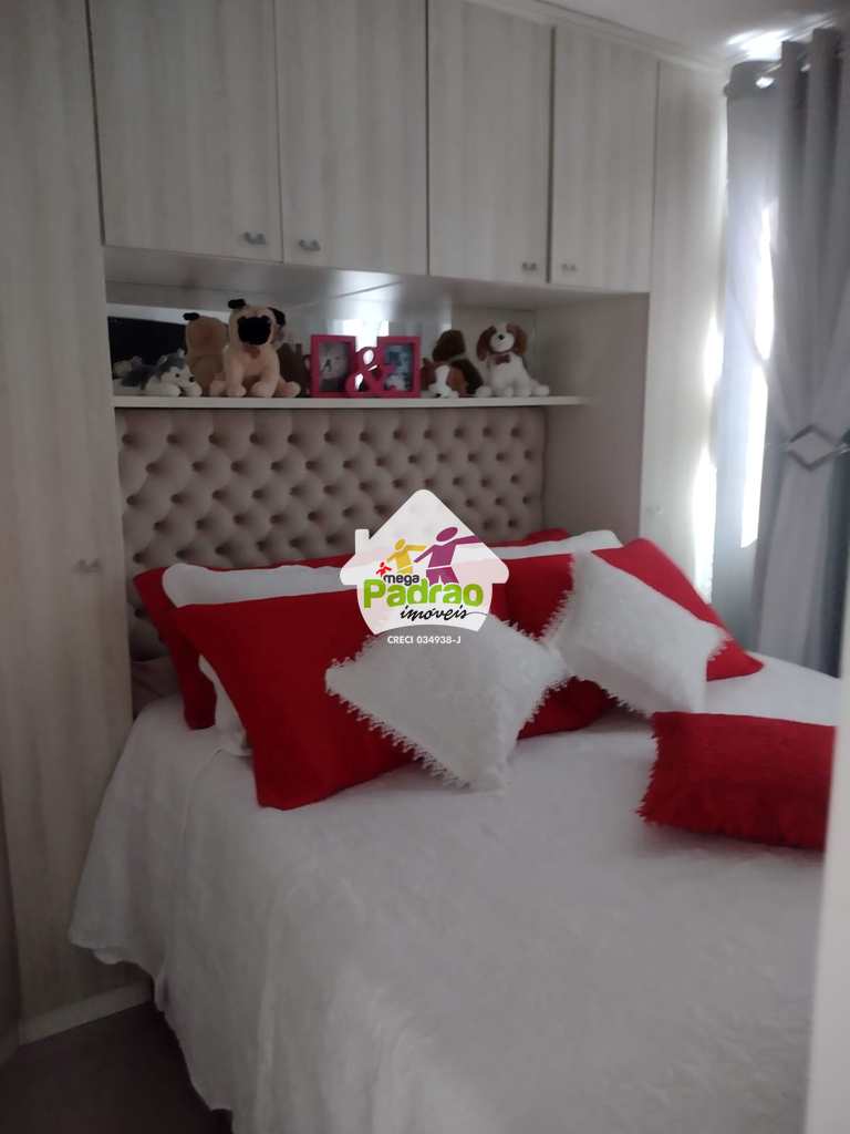 Apartamento em Guarulhos, no bairro Água Chata