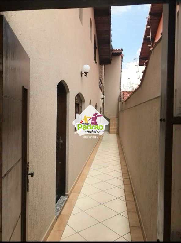 Casa em Guarulhos, no bairro Parque Renato Maia