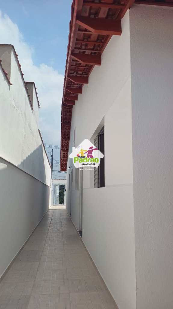 Casa em Guarulhos, no bairro Jardim Oliveira
